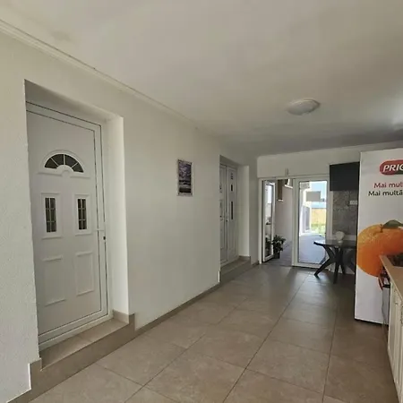 Pensiunea Casa Alba Tuzla