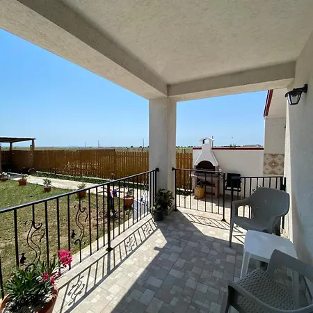 Pensiunea Casa Alba Tuzla