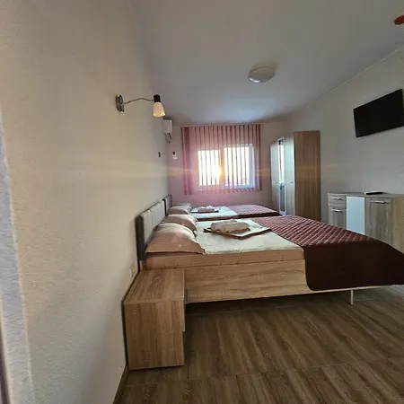Pensiunea Casa Alba