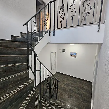 Pensiunea Casa Alba Πανσιόν Tuzla