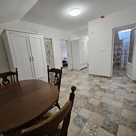 Pensiunea Casa Alba